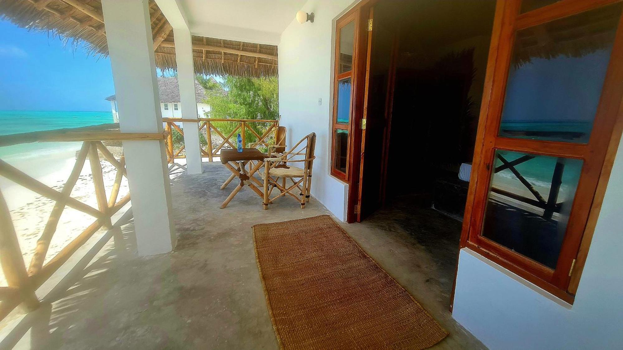 גאמביאני Garden Beach Bungalows Jambiani מראה חיצוני תמונה